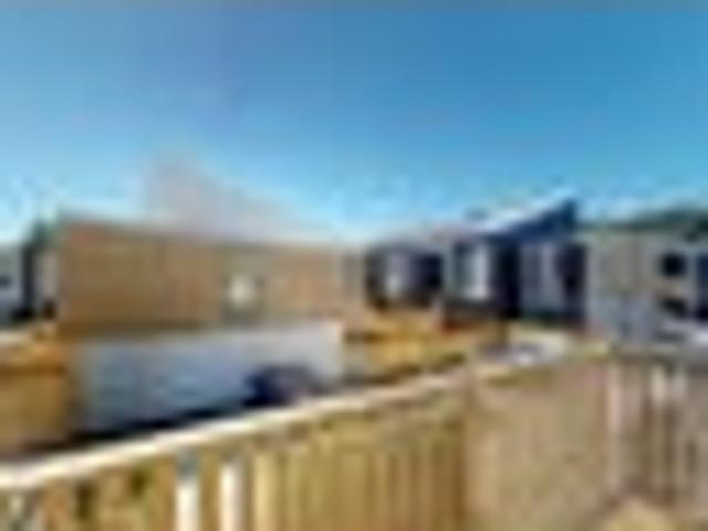 Paraparaumu, 2 bedrooms, $570 pw