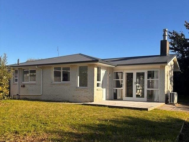 paraparaumu, 3 bedrooms