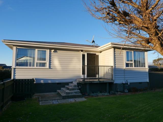 paraparaumu beach, 4 bedrooms