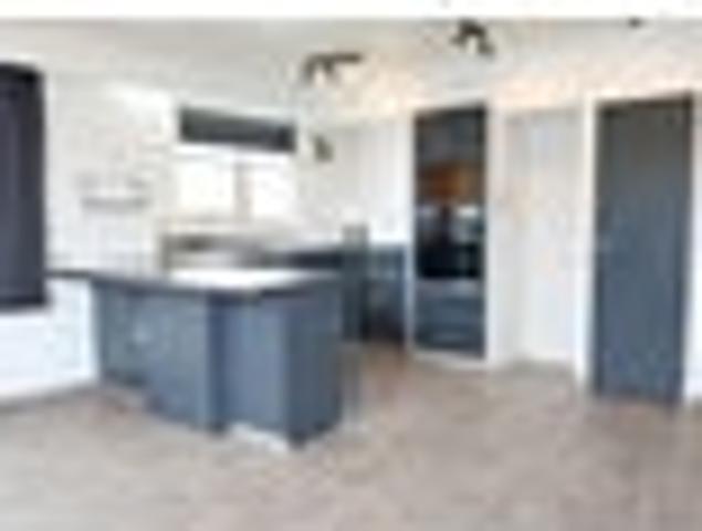 Paraparaumu Beach, 4 bedrooms, $750 pw