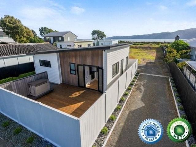 paraparaumu beach, 2 bedrooms