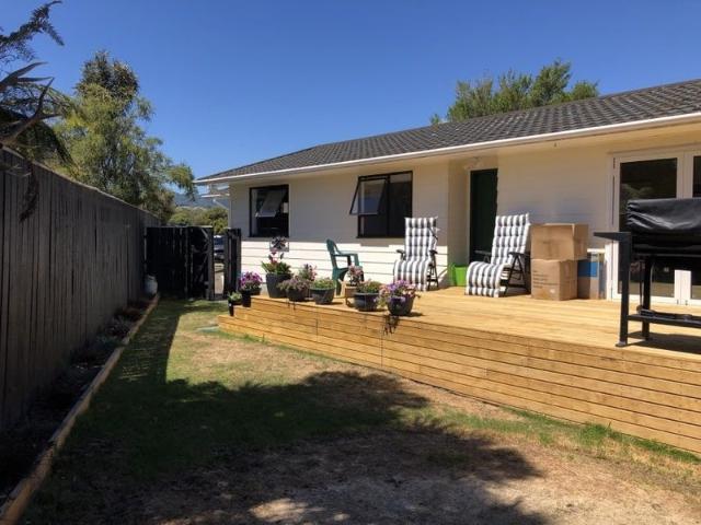 paraparaumu beach, 3 bedrooms