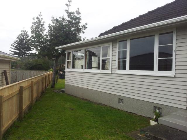 paraparaumu beach, 3 bedrooms