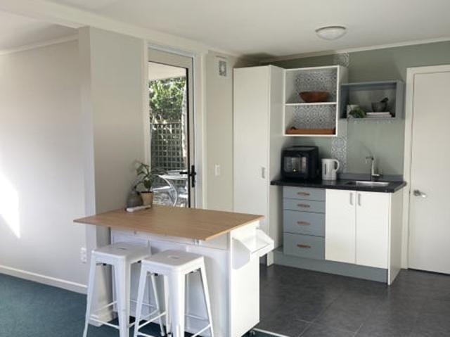 paraparaumu beach, studio
