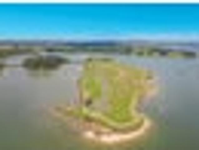Pararekau Island Prime Waterfront Section