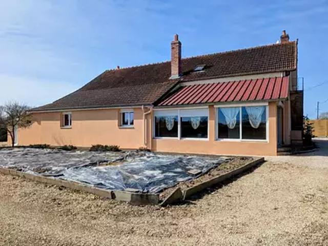 Paray le Monial 71600 Achat / Vente maison 7 pièces t7 parking
