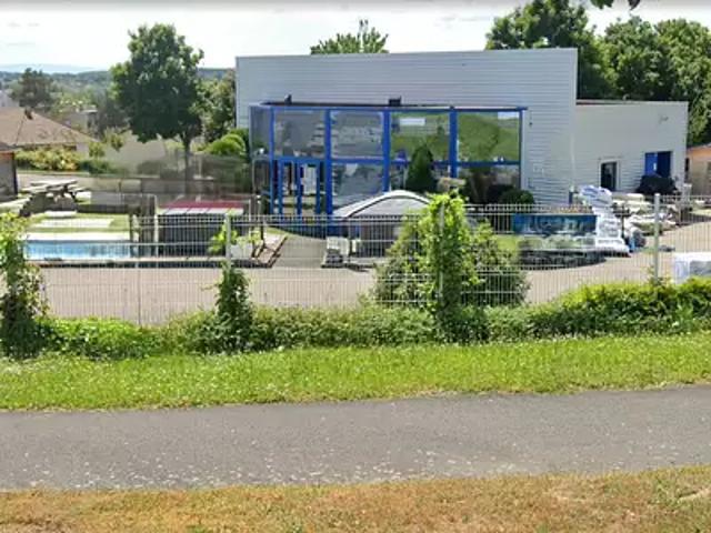 Paray le Monial 71600 Location divers 7 pièces piscine terrasse