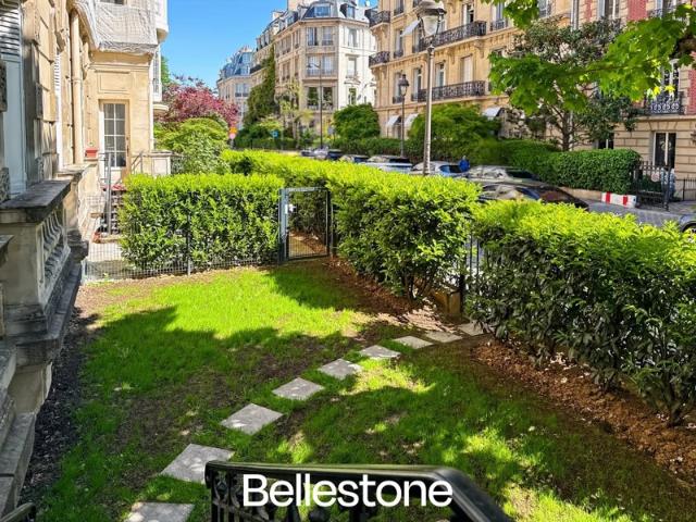 Parc Monceau Appartement avec jardin privatif