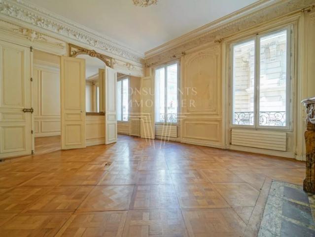 PARC MONCEAU APPARTEMENT FAMILIAL