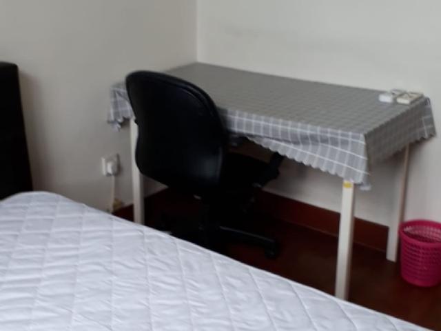 Parc Oasis Condominium Room Rental, $1,100, 1 Bed 1 Bath 110 sqft $10.00 psf
