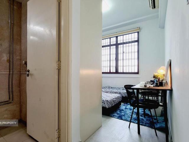 Parc Oasis D22, Condominium