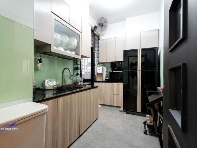Parc Oasis D22, Condominium