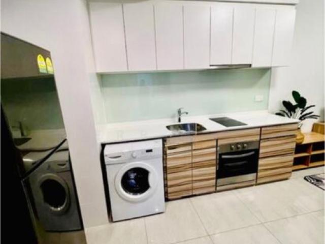 Parc Centros Condominium For Sale, $879,999, 1 Bed 1 Bath 464 sqft $1,897.00 psf