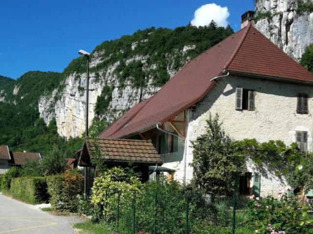 Alpes, Parc de la Chartreuse, belle propriété comprenant 2 habitations