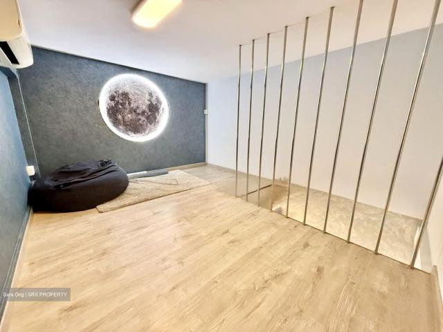 Parc Esta D14, Apartment