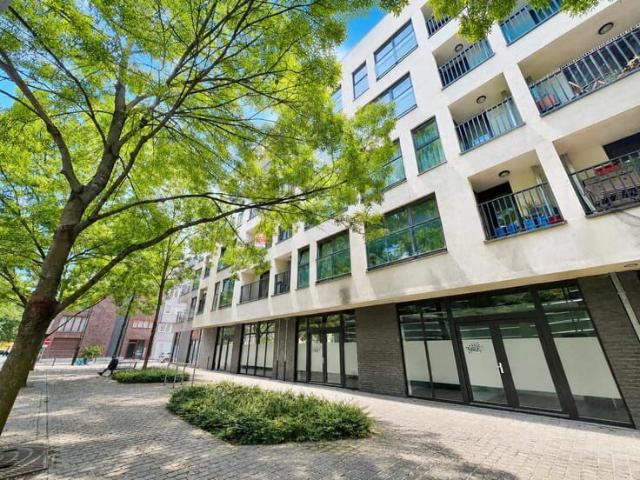 Parc Gaucheret – Furnished 2 bed. flat – Balconies & parking