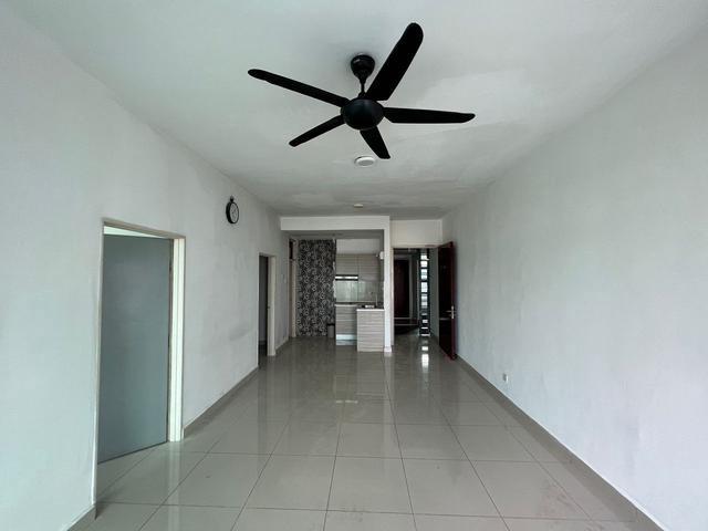 PARC REGENCY MASAI PLENTONG Apartment Unit FOR SALE