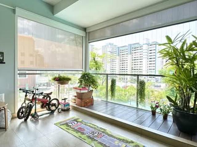 Parc Seabreeze Condominium For Sale, $3,880,000, 4 Bed 4 Bath 1,593 sqft $2,436.00 psf