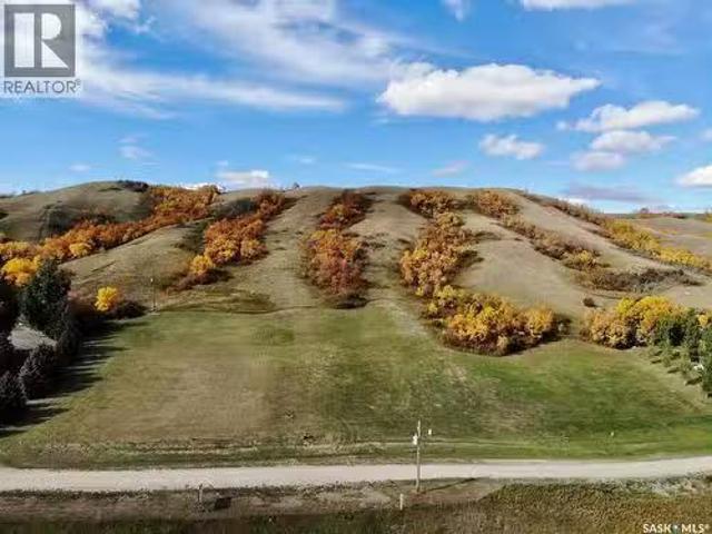 Parcel V, Hillside Estates 1.13 Acres, Longlaketon Rm No. 21.