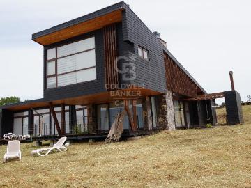 Parcela o Chacra en Venta en Panguipulli 4 dormitorios 3 baños