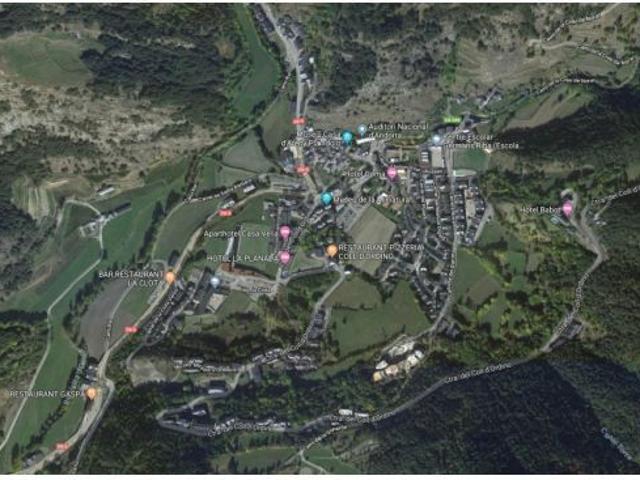Parcela centrica con mínimo desnivel y de acceso directo al centro del nucleo urbano