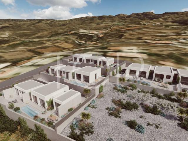 Parcela con proyecto validado de villas en zona tranquila con vistas al mar en Guía de Isora