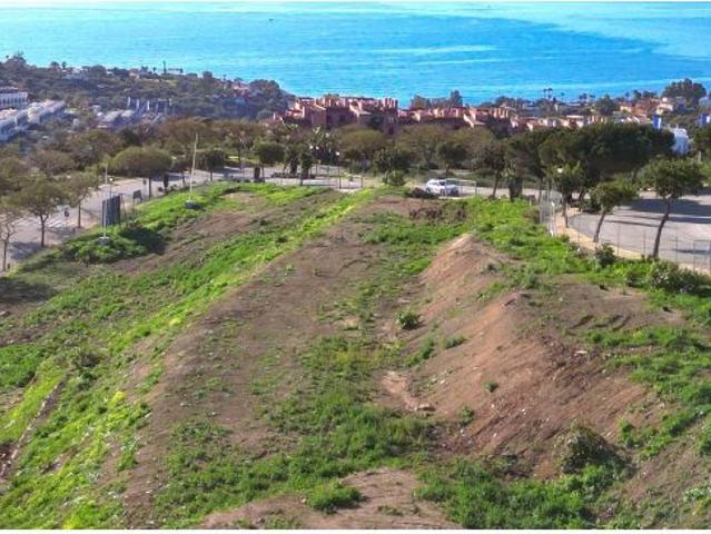 PARCELA CON PROYECTO Y LICENCIA DE OBRA INCLUIDA