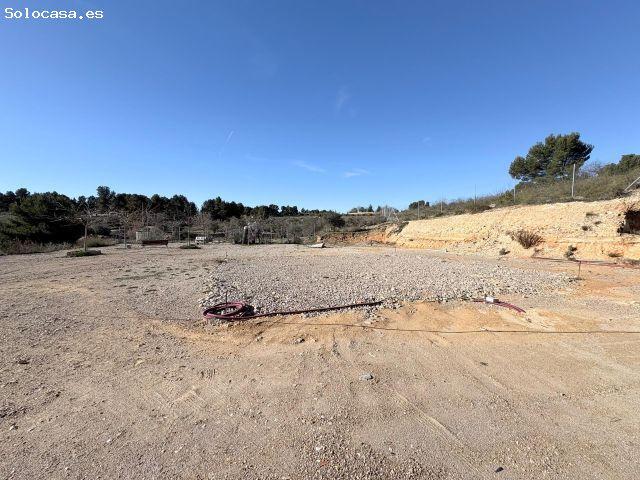 PARCELA DE 4.000M2 EN LAS FUENTECICAS. BUENA UBICACIÓN MUY SOLEADO. TODO ASFALTADO