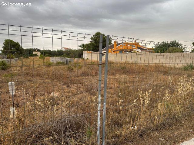 PARCELA DE 859M2 EN GALLIPONT