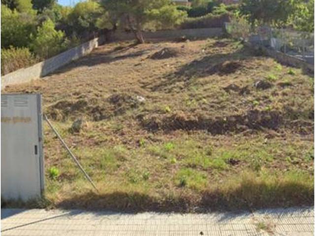 PARCELA EDIFICABLE DE 775 M2 EN URBANIZ. VALDEMAR PRÁCTICAMENTE LLANA Carrer De la Rosa CASTELLET I LA GORNAL