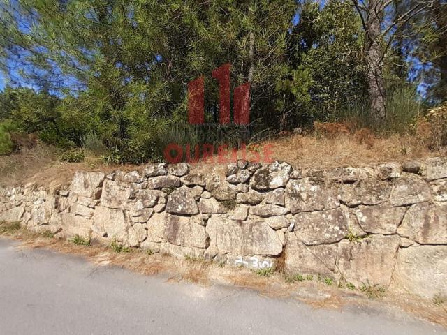 PARCELA EDIFICABLE EN MOREIRAS, PRÓXIMA A LA VALENZÁ