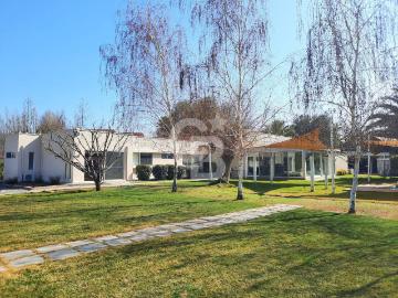 Parcela en Colina