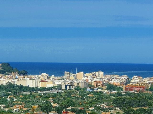 Parcela en Denia con vistas al mar