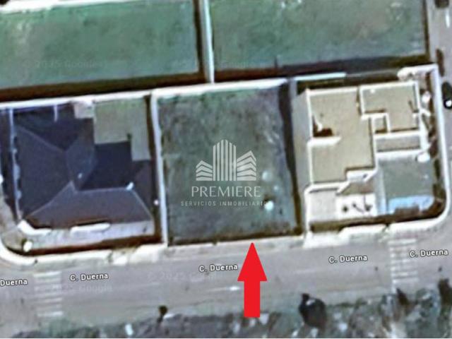 Parcela en venta en Calle Duerna, en el campo de golf de Villamayor