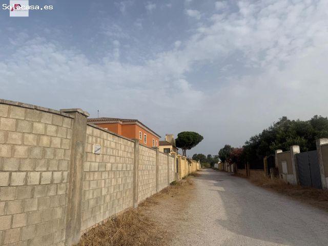 Parcela en venta de 653 m2 en la zona de Cuatro Pinos