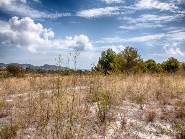 Parcela en venta en Moraira, Benimeit