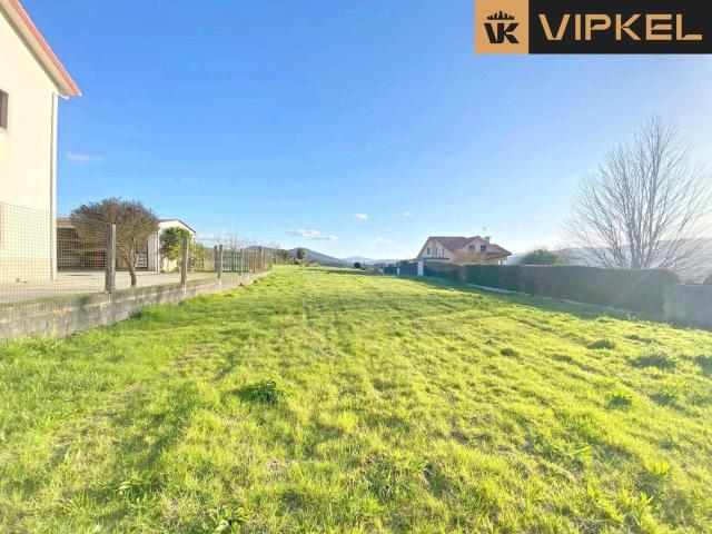 Parcela en venta en Ames La Coruña