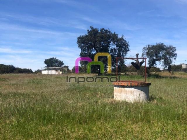 Parcela en venta en Badajoz, Manatío
