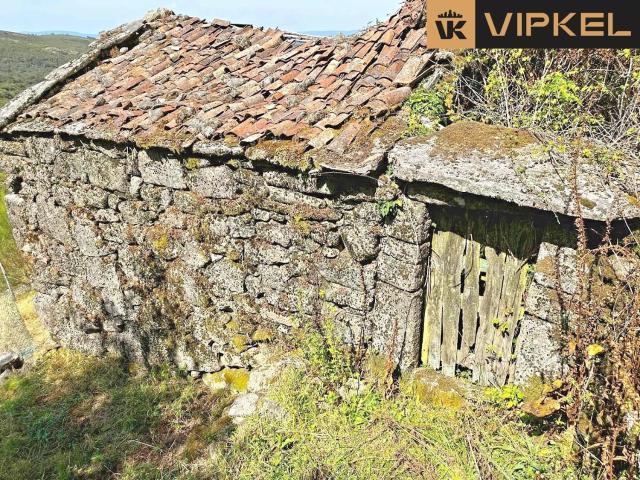 Parcela en venta en Campo Lameiro Pontevedra