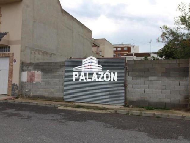 Parcela en venta en Catral