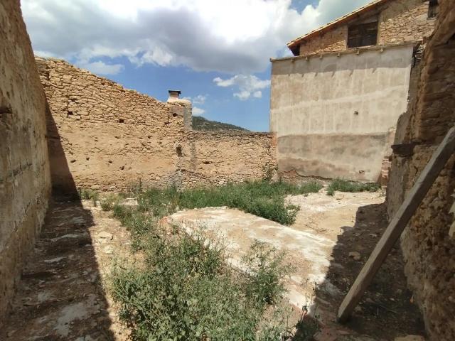 Parcela en venta en Ráfales Teruel