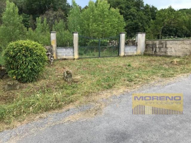 Parcela en venta en Sarria
