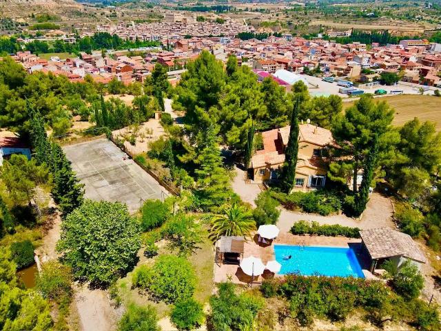 Parcela en venta en Valderrobres Teruel
