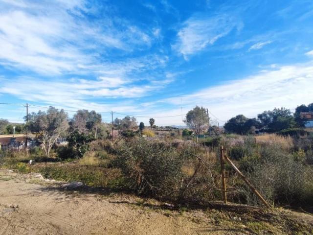 Parcela en venta en Vilanova i la Geltrú, Mas Tapet