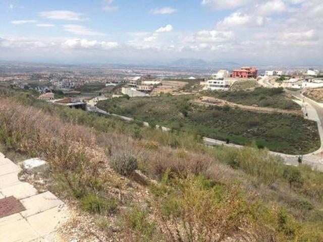 Parcela en venta en Zubia, Urb. Altos de La Zubia