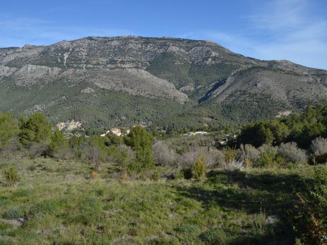 Parcela en venta. GUADALEST