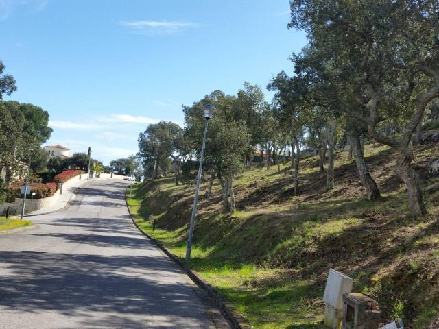 PARCELA EN VENTA SITUADA EN LA URBANIZACIÓN MAS PALLÍ DE CALONGE