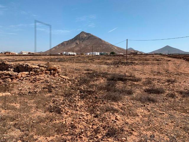 Parcela en venta. TINDAYA