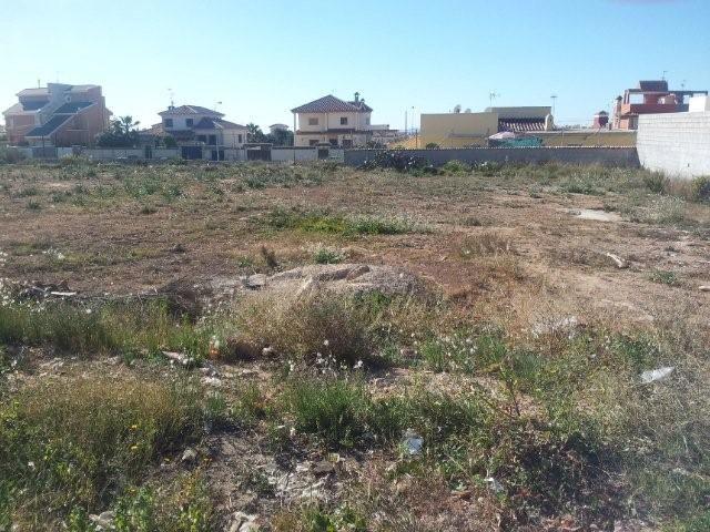 Parcela en venta. TORREVIEJA