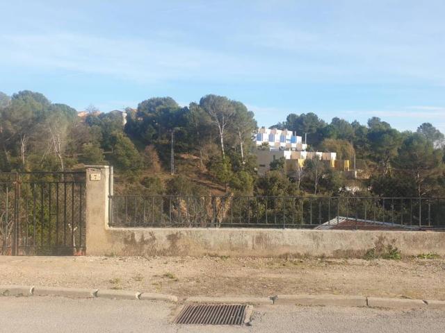 PARCELA PARA TORRE VENTA SENMENAT CON PLANOS Y LICENCIA